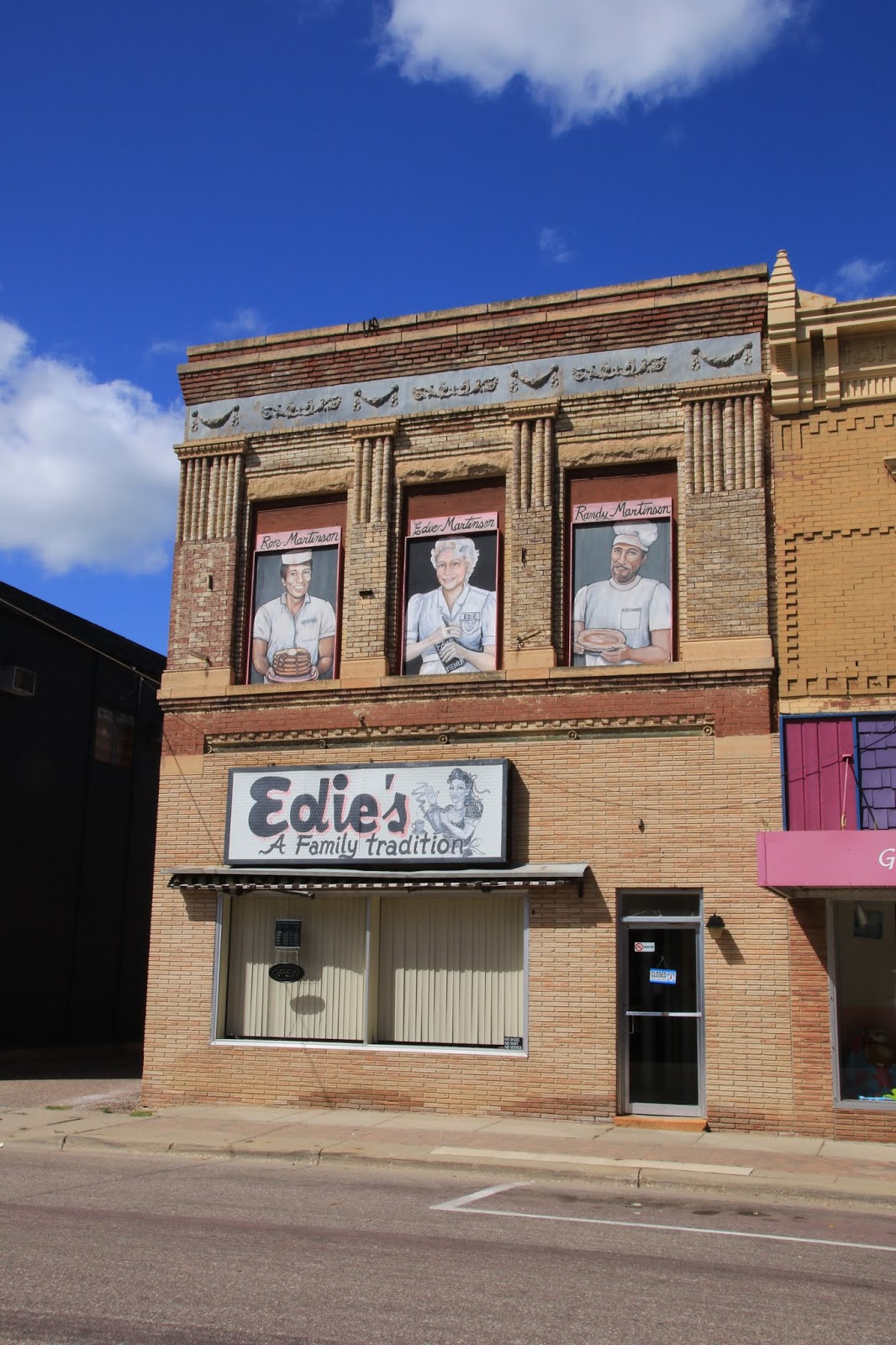 Travels with Twinkles Albert Lea, Minnesota