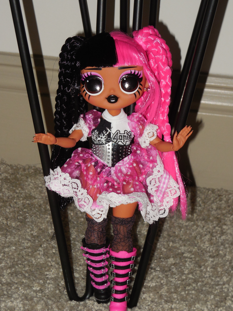 LOL Surprise OMG Remix Metal Chick Doll Pink Black Hair