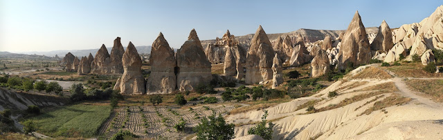  صور منوعه جميلة ومتحركة  Cappadocia_Chimneys_-_DWiW