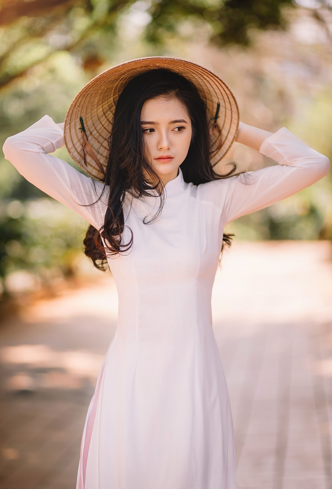 Gallery - Vietnamese beautiful girl - Student girl with Vietnam traditional dress - P7
