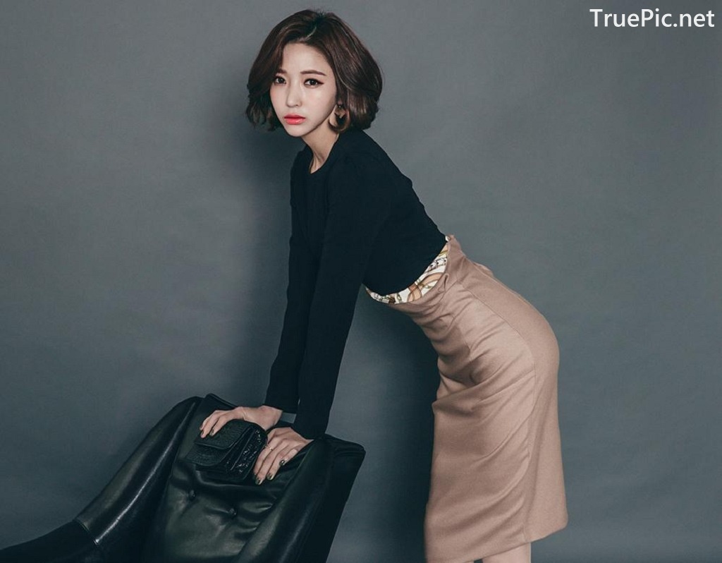 Image Ye Jin - Korean Fashion Model - Studio Photoshoot Collection - TruePic.net - Picture-15