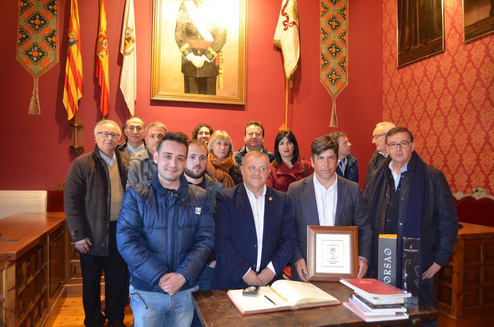 PASIÓN POR MVNDA Una delegación del Ayuntamiento visita la localidad zaragozana de Borja