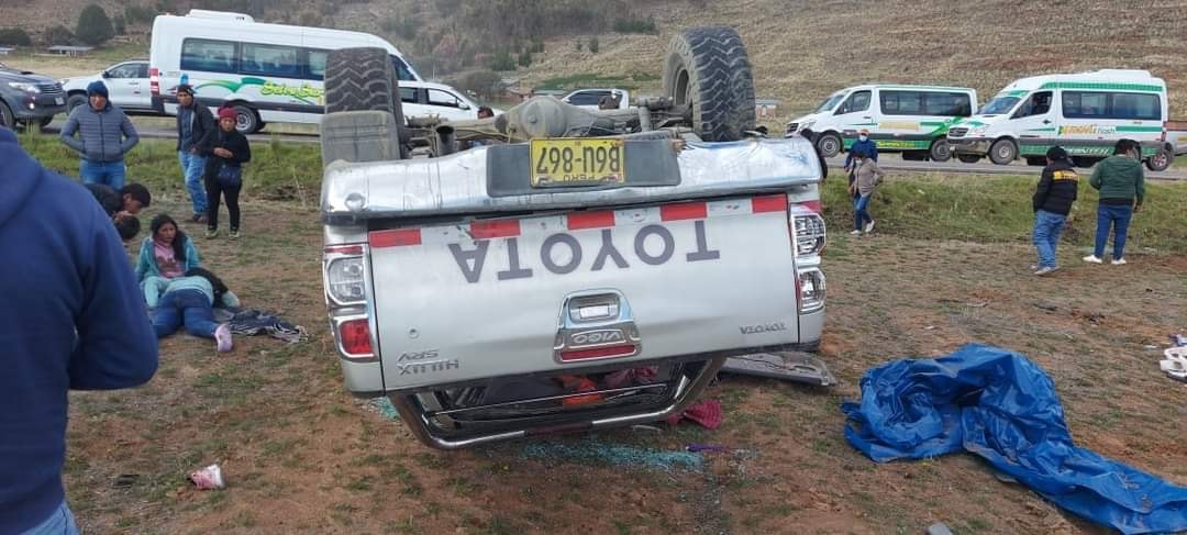 Accidente en Huatasani Puno: camioneta se despista y deja 4 heridos graves