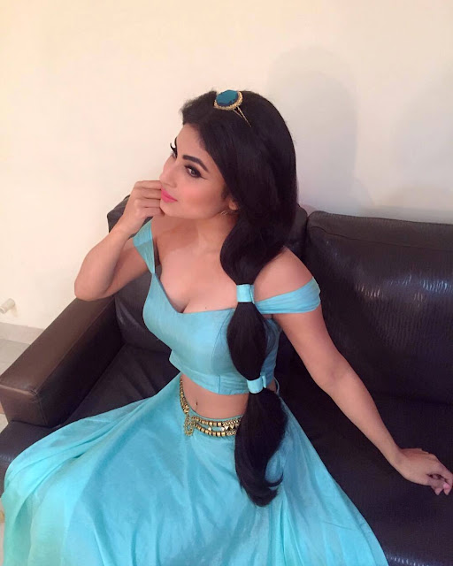 Mouni Roy jasmine disney princess