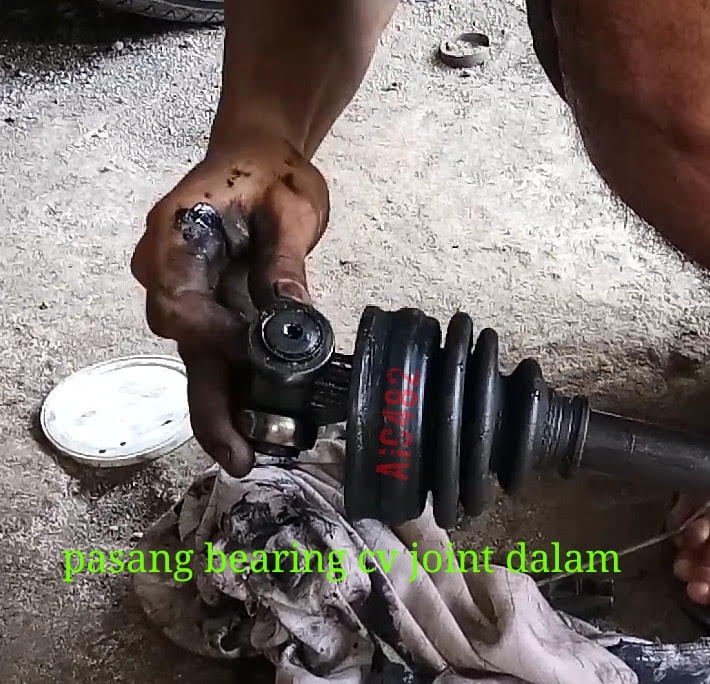 Ganti karet boot cv joint dan grease ulang cv joint Aerio matic {Kun