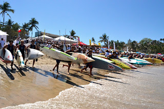 OluKai joue un rôle important dans le programme de don de Punta Sayulita Classic 4