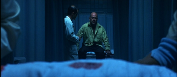 [Critique] INCASSABLE (2000) de M. Night Shyamalan