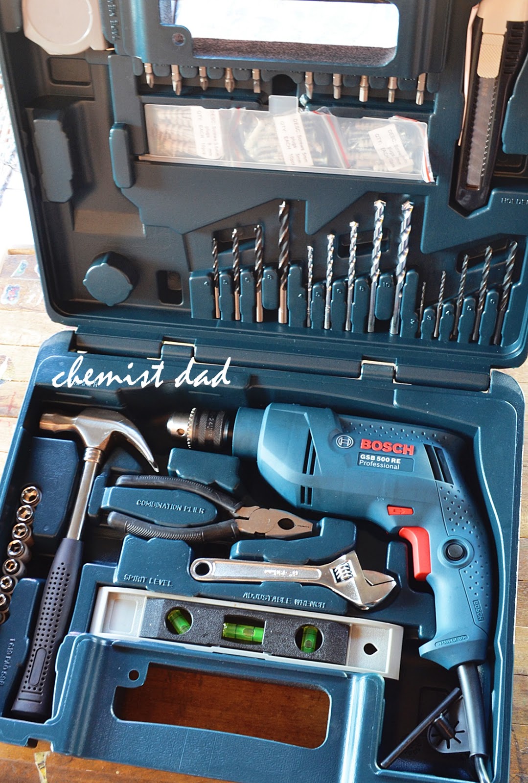 Unboxing Bosch GSB 500 RE Impact DrillDIY Tool Set