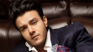 Anirudh Dave actor-aniruddh-dave-in-icu-after-getting-covid-19-positive