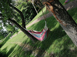 Hangmat tussen twee bomen Hangmat Action