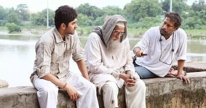 Ayushmann Khurrana, Amitabh Bachchan and Shoojit SIrcar during the shoot of Gulabo Sitabo shoojit-sircar-during-the-shoot-of-gulabo sitabo
