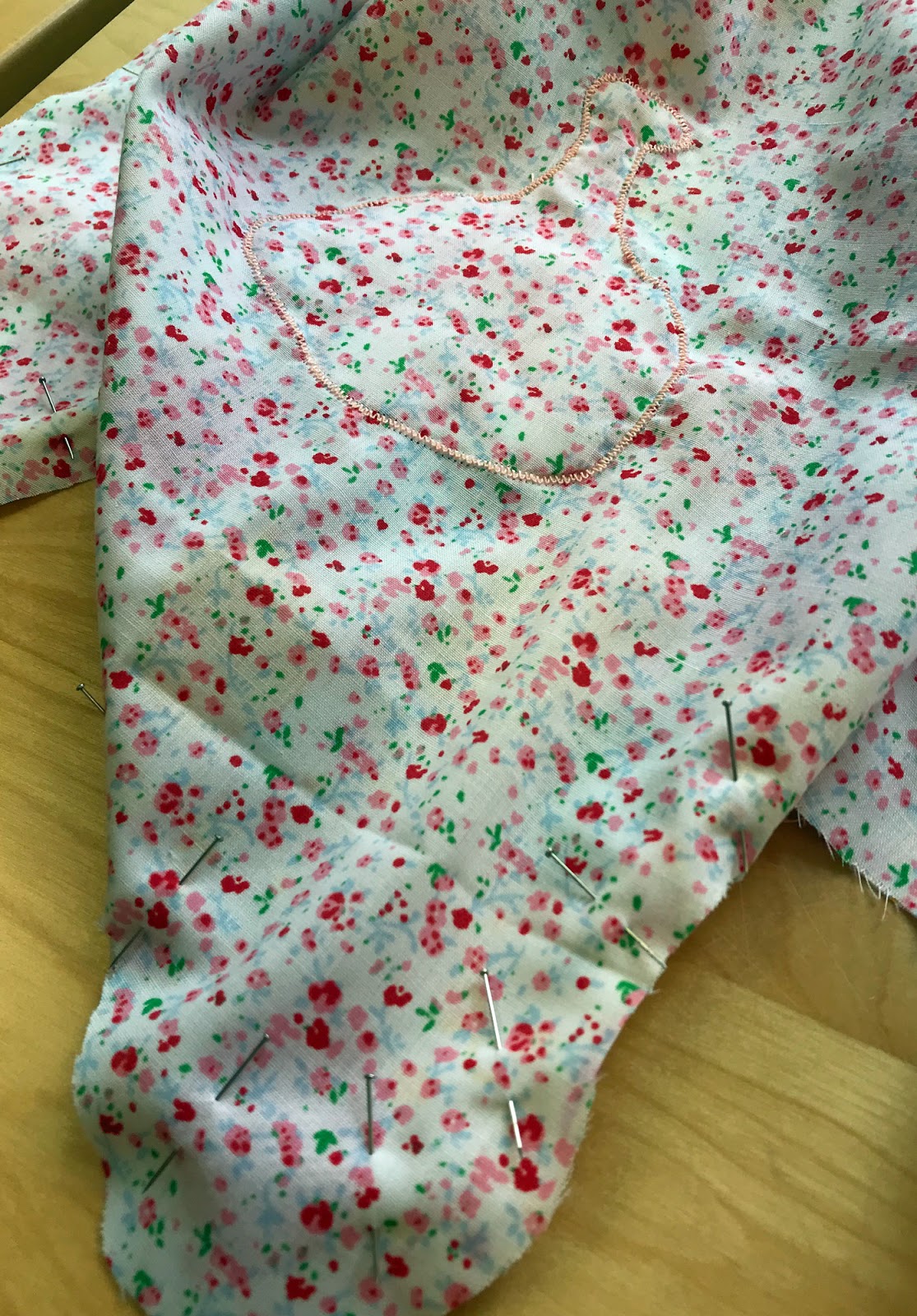 New Grandma Wants to Sew!: Baby girls' crossover jumper / apron