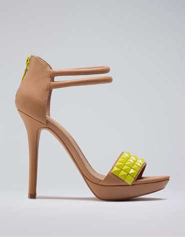 A touch of Neon...Bershka Shoes