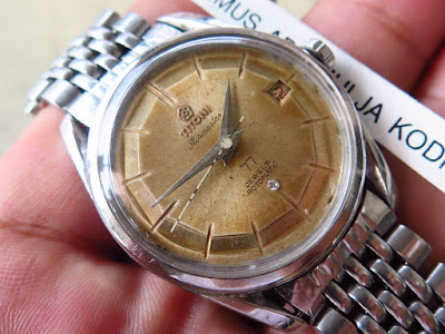jam titoni