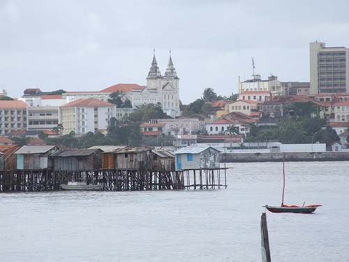 São Luis, Boca Livre: Como é a vida de um morador de palafita ...