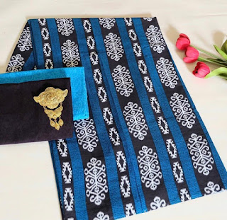 Kain Batik dan Embos 472 Biru Kain Batik dan Embos 472 Biru