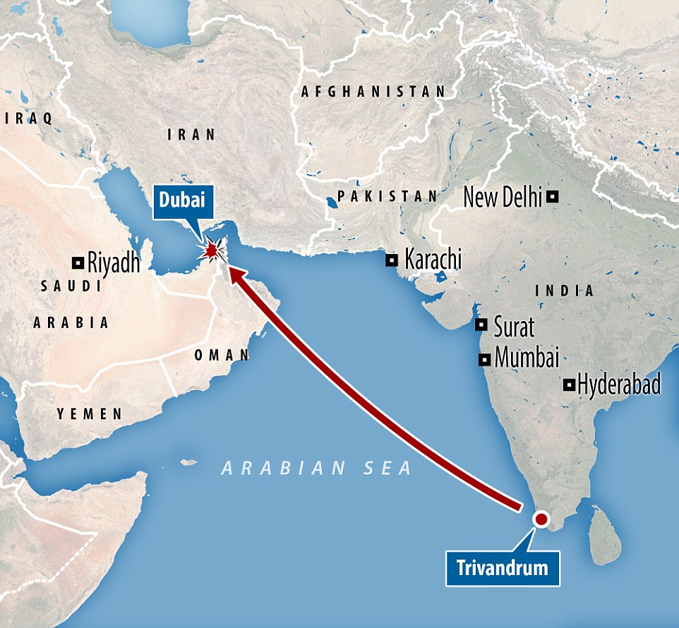 kmhouseindia: Emirates Flight EK521 from Trivandrum Crash-lands in