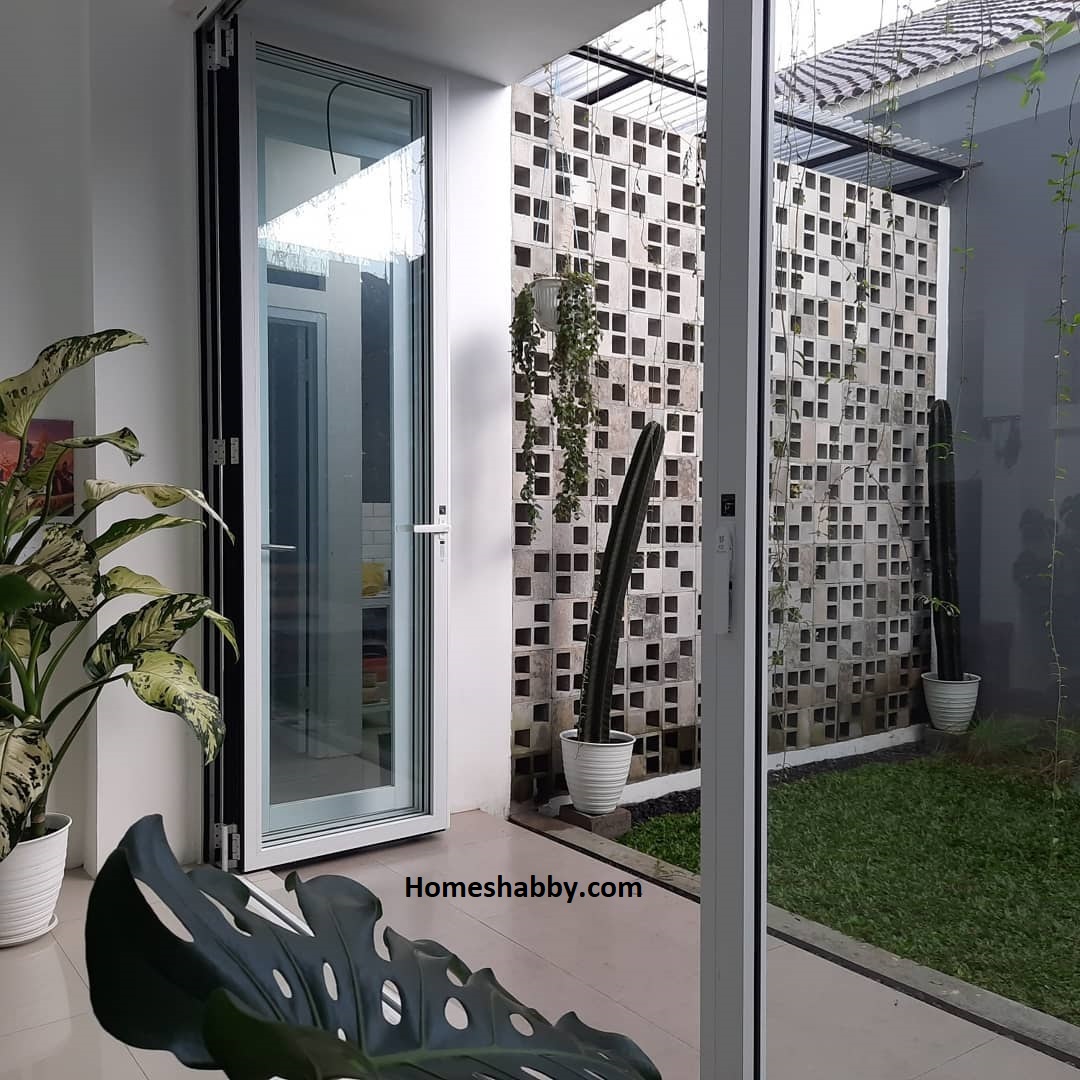 7 Model Pintu Rumah Model Geser Cocok Untuk Ruangan Sempit ~ Homeshabby