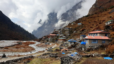 Aldea-Sherpa-Beding-Rolwaling-Himalaya-Enlacima