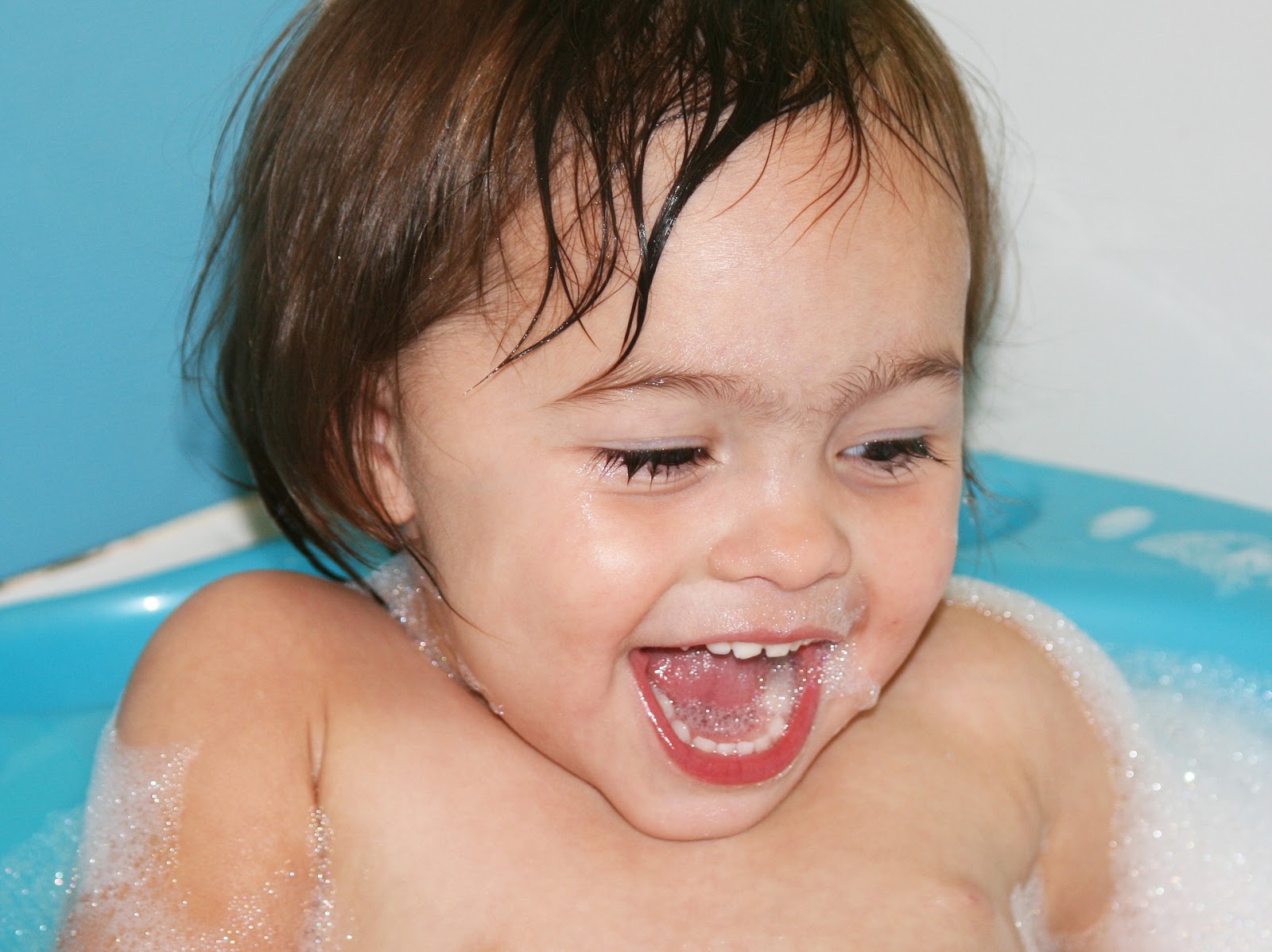 Godzgear Girls Bath Time for Your Tiny Tots