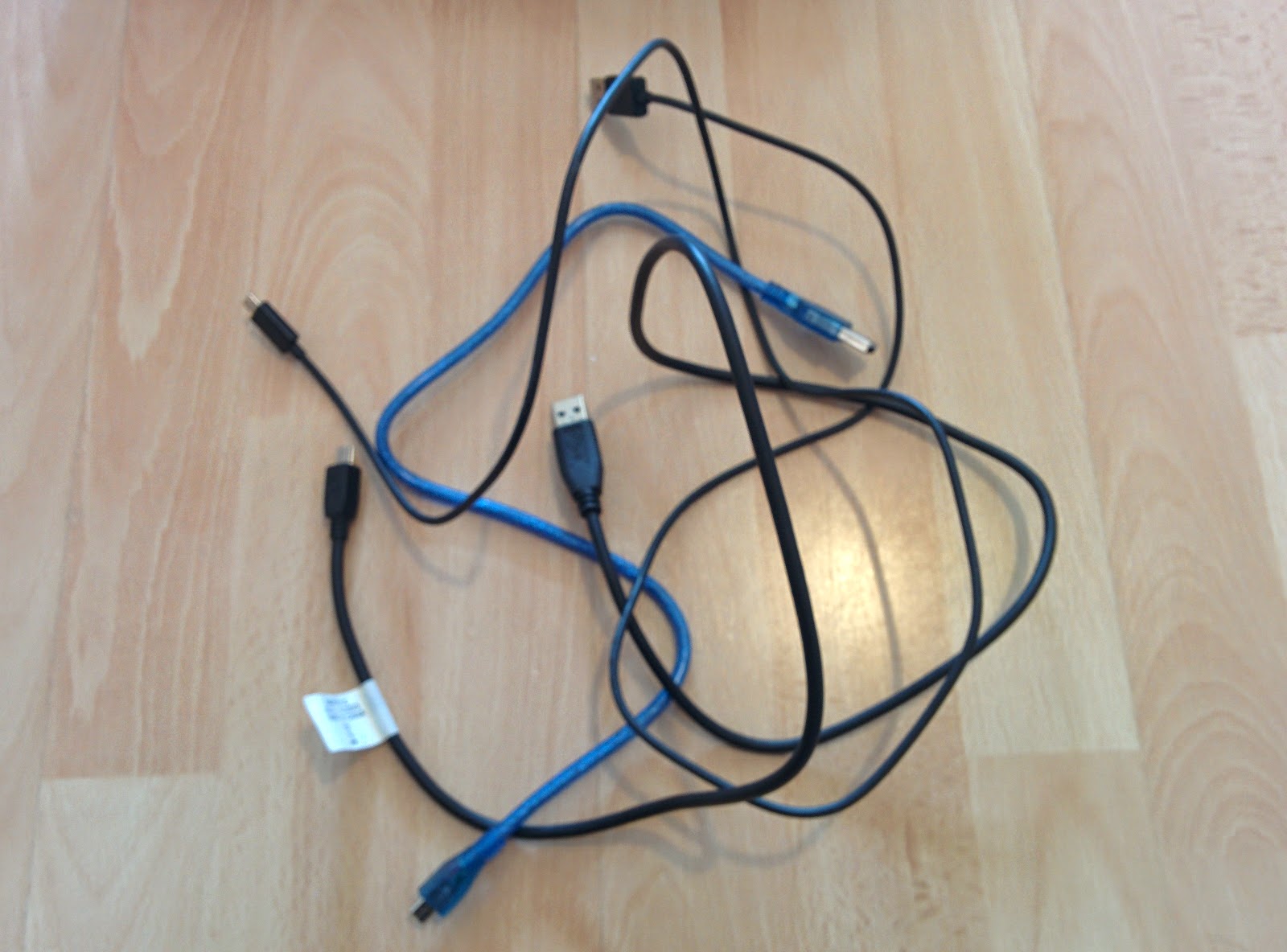 stuphi: DIY USB OTG Cable