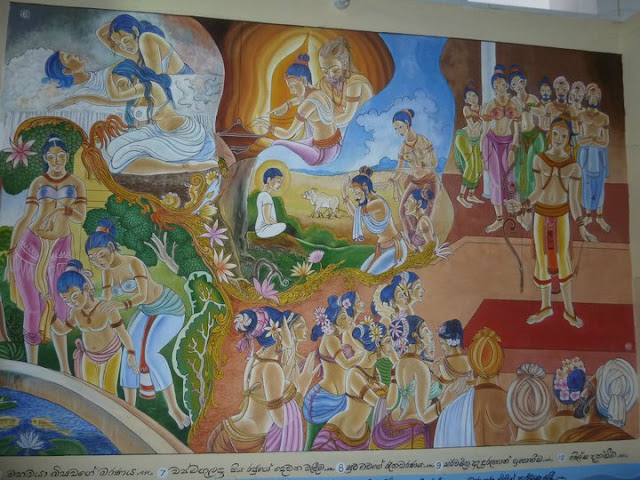 Paintings inside Bodhimalu temple