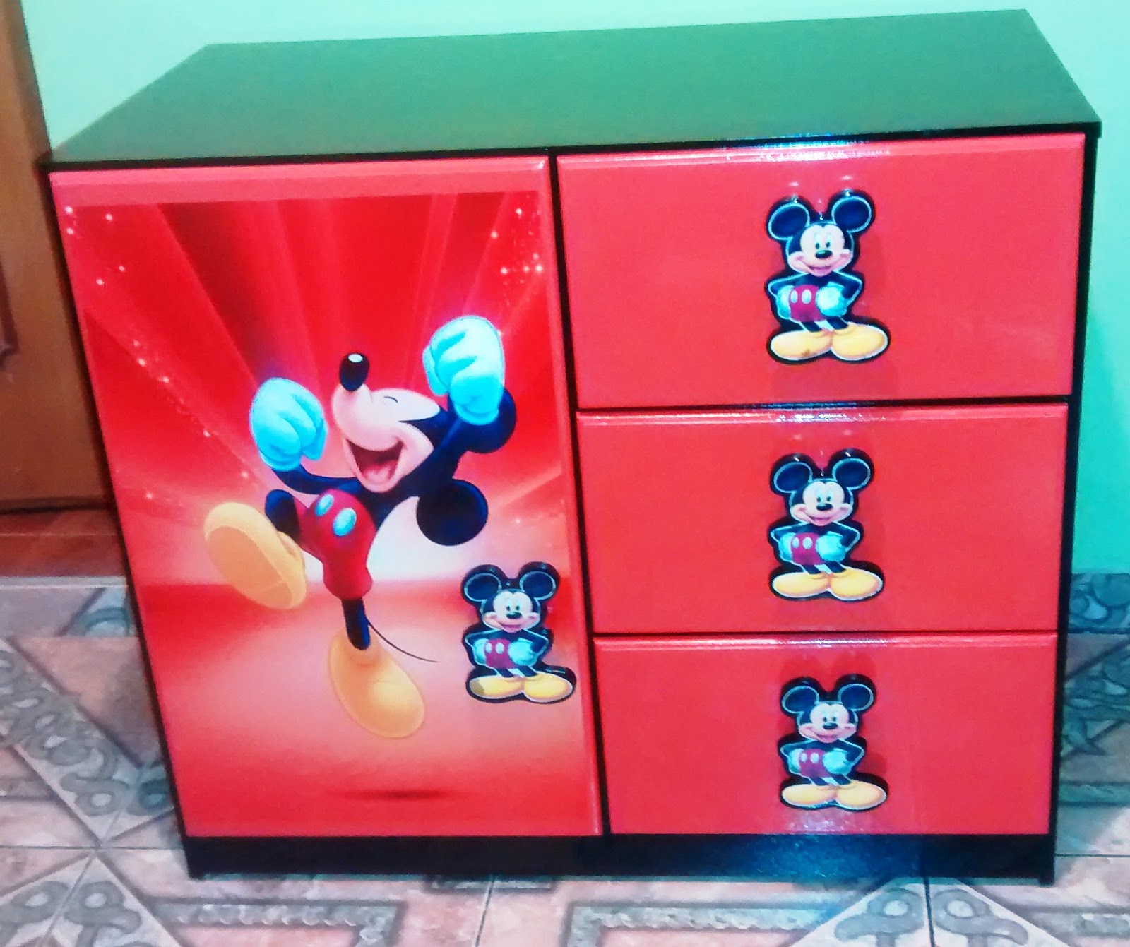 GALERIA ARTE Y DISEÑO & MADEKIDS: MUEBLE INFANTIL MICKEY MOUSE