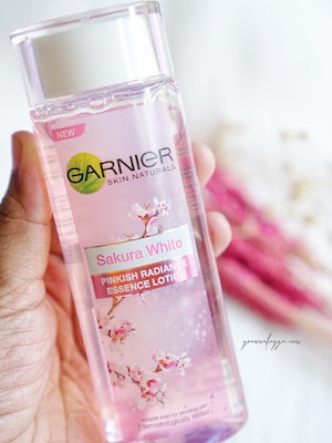 Review Garnier Sakura White Pinkish Radiance Essence Lotion