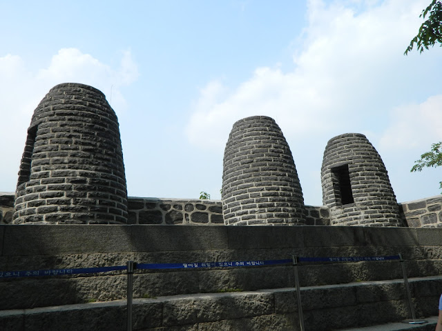 beacons at the Seoul tower