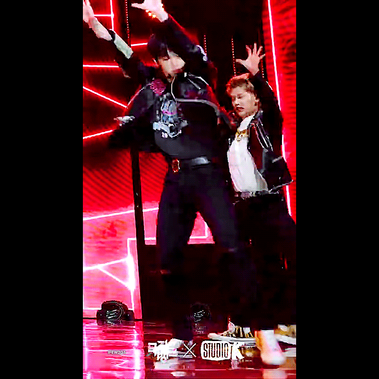 200313%25EB%25AE%25A4%25EB%25B1%25853.gi