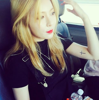 korean_female_celebs_with_tattoos