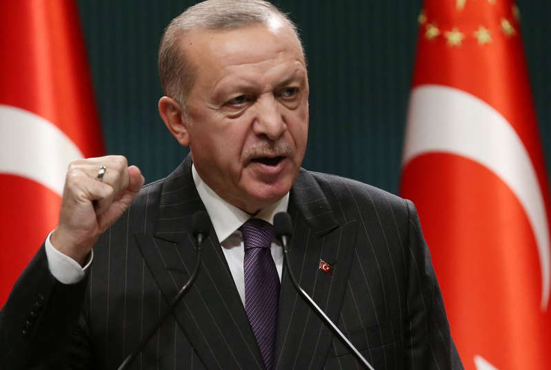 Τουρκία: Ο Ερντογάν καθαρίζει τον "ανταγωνισμό"