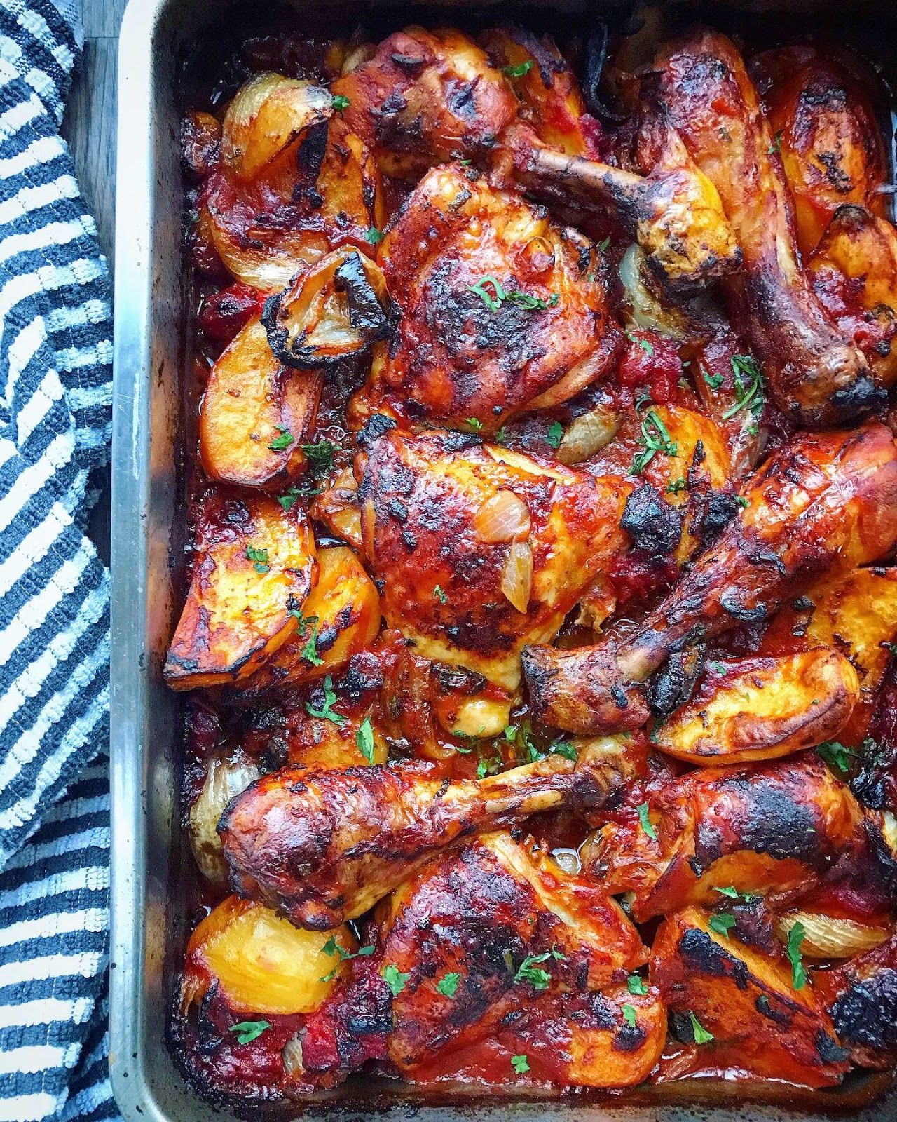 Chicken & Potato Tray Bake (Tavuk Kebabı)