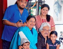 Usha Uthup Family Husband Son Daughter Father Mother Age Height Biography Profile Wedding Photos