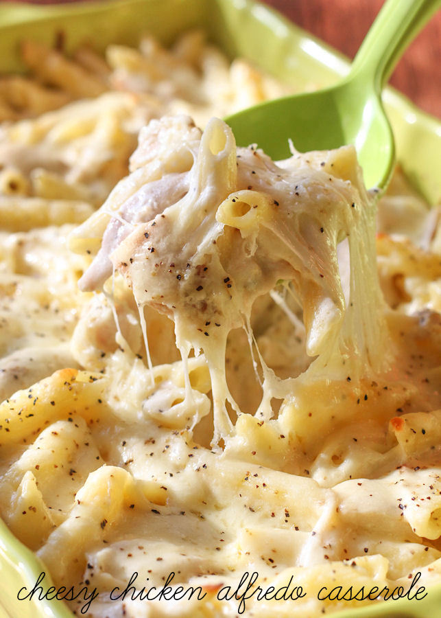Cheesy Chicken Alfredo Casserole