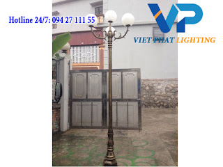 cột đèn sân vườn