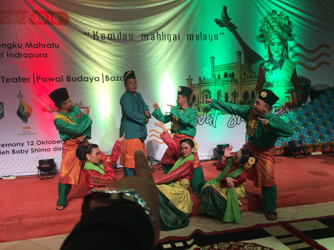 Embah Jid Pertaruhkan Lagu Irama Malaysia "Joget Kuasa Cinta" tarian