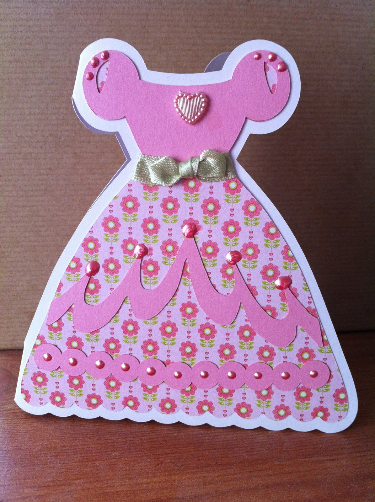 LaceTopDesigns: Princess Dress Card using Craft Robo