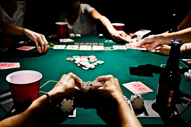 Judi Togel, Tak Cuma Diharamkan Agama, Tapi ini Sangsi Berat Bagi Pelakunya Judi Togel, Tak Cuma Diharamkan Agama, Tapi ini Sangsi Berat Bagi Pelakunya