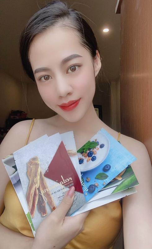 Mặt Nạ Hồng Sâm WHISIS Nature Origin Energy Red Ginseng Sheet Mask 25ml