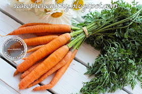 Carrots contain various nutrients.