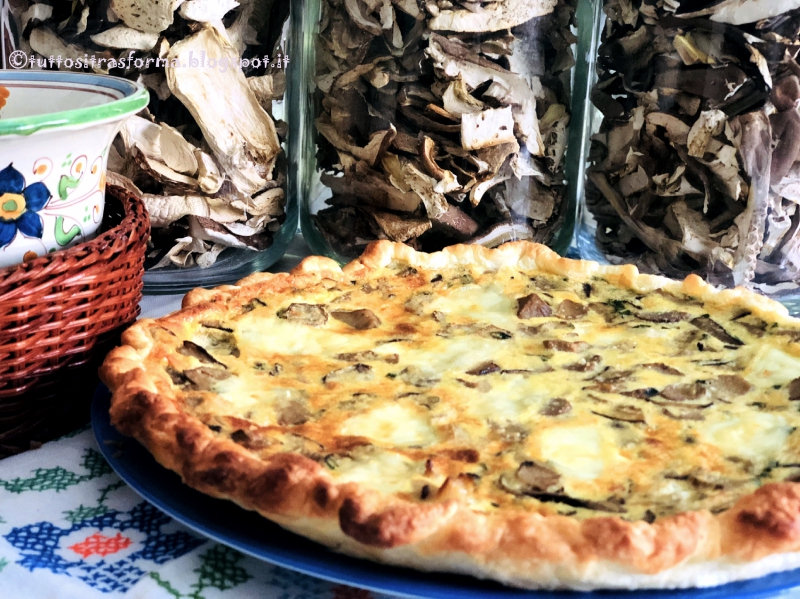 tuttositrasforma SFOGLIATA AI PORCINI