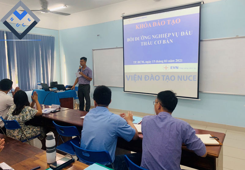 Học và cấp chứng chỉ đấu thầu cơ bản trên toàn quốc