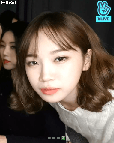 머리 많이 자란 채원