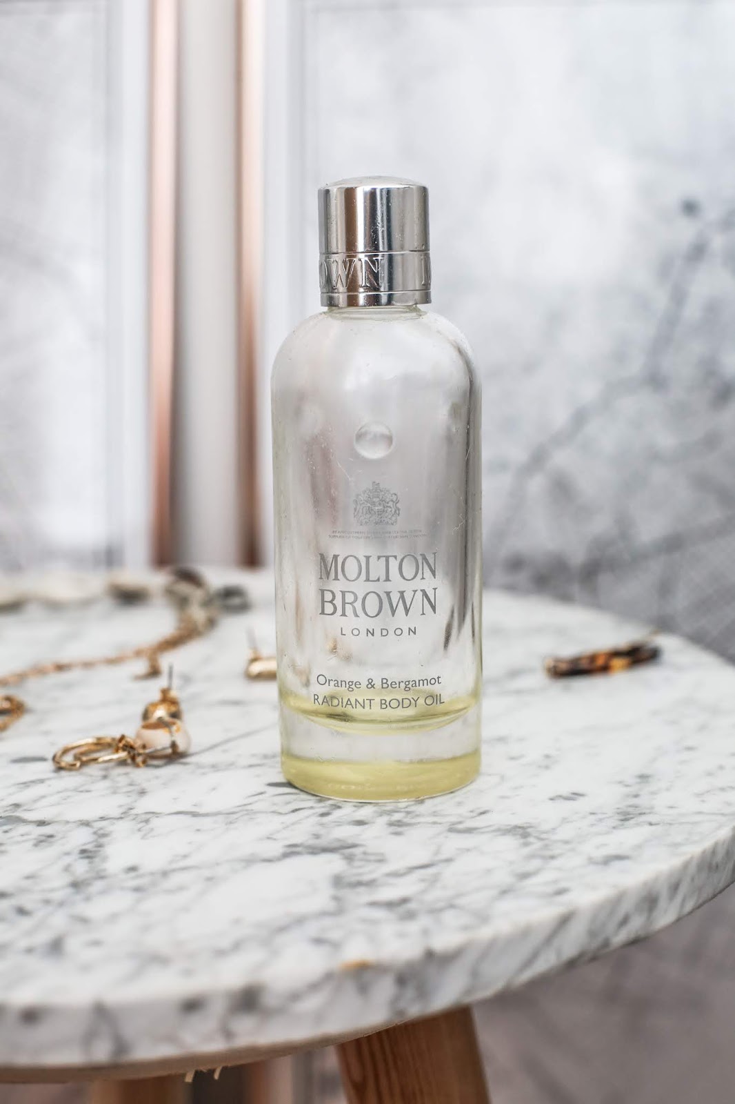 Emtalks Best Body Oils For Glowing, Soft Summer Skin