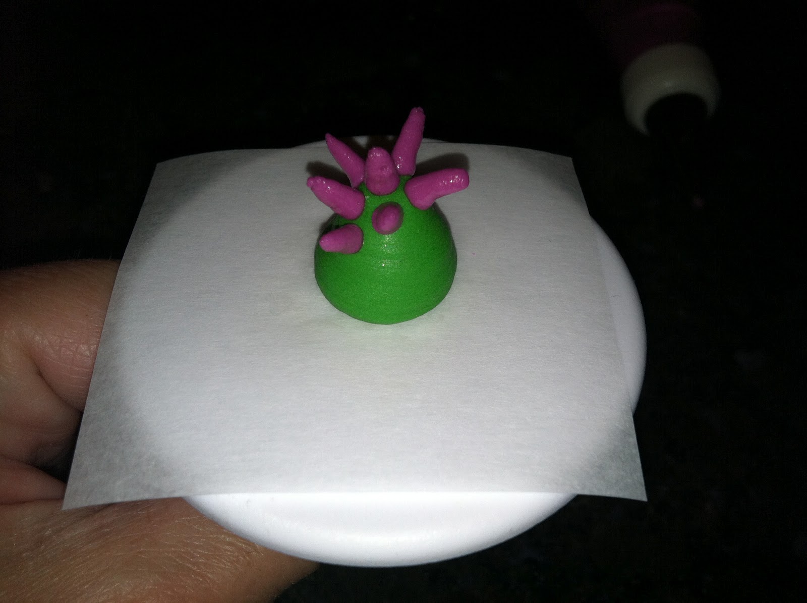 The Iced Queen: Royal Icing Penngift Crown Vetch