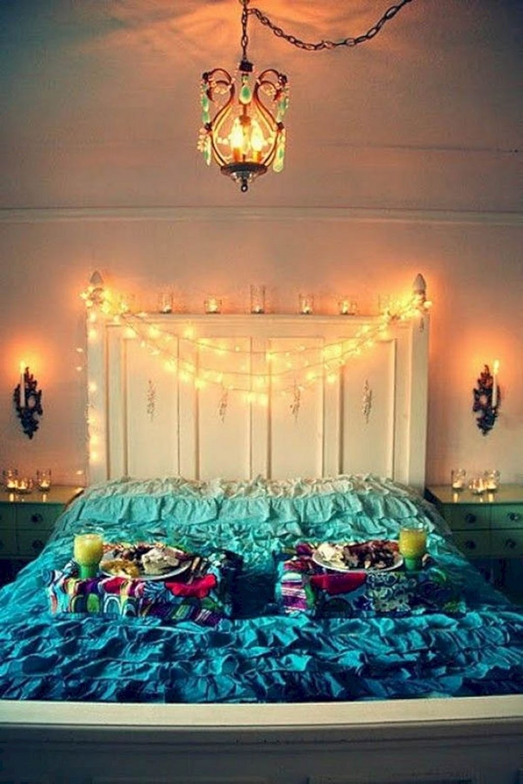 50+ Amazing Bedroom With Christmas Lights Decoration Ideas | ARA HOME