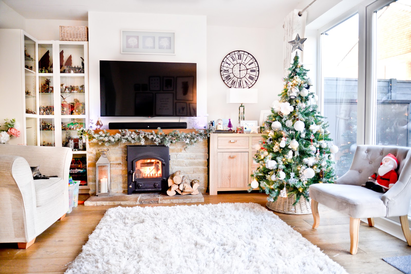 Christmas home decor, Christmas decor, Christmas living room, Christmas deocrating