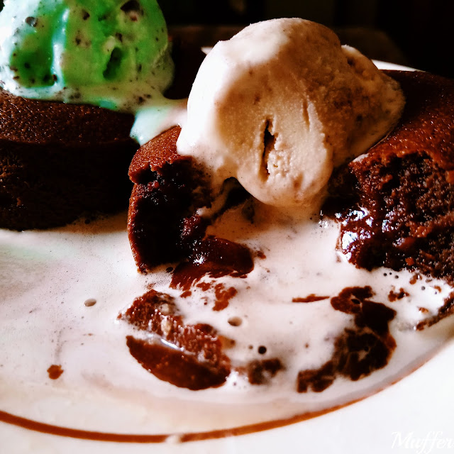 Mist Ice Cream - Volcán de Chocolate con Helado