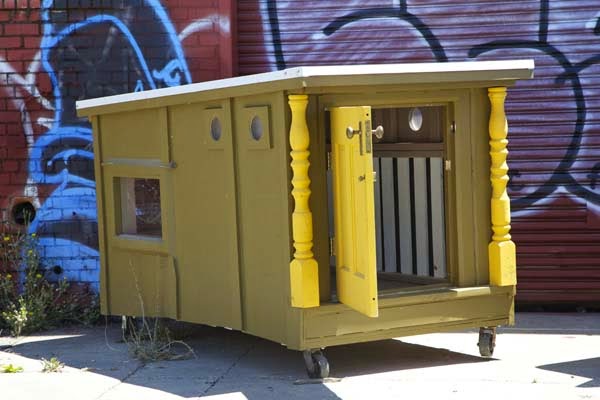 I’ve Seen People Turn Garbage Into Some Cool Stuff. But THIS…. This Is Absolute Brilliance. - even when they don't have a conventional house to work with